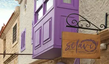 Selavi Hotel